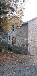 Gîte le Jaya à Saint-Georges-de-Luzençon